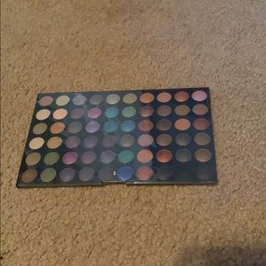 Eyeshadow Palette